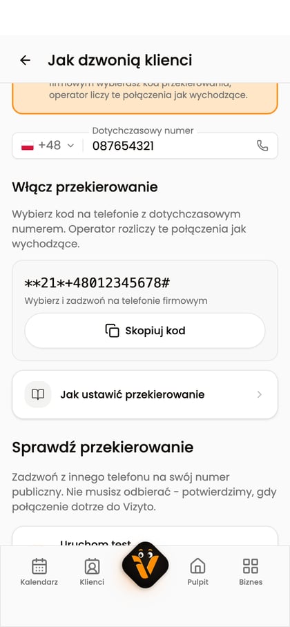Ekran Jak dzwonią klienci z polem Dotychczasowy numer i kodem przekierowania do wybrania na telefonie.